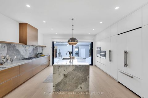 Photo 11 at 223 Wychwood Avenue, Cedarvale, Toronto