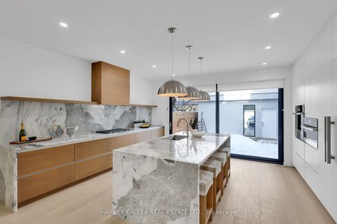 Photo 12 at 223 Wychwood Avenue, Cedarvale, Toronto