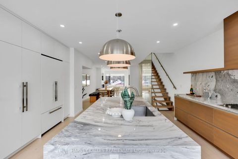 Photo 14 at 223 Wychwood Avenue, Cedarvale, Toronto