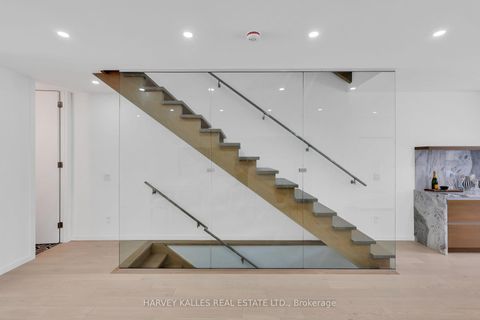 Photo 16 at 223 Wychwood Avenue, Cedarvale, Toronto