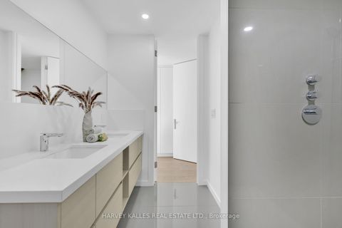 Photo 21 at 223 Wychwood Avenue, Cedarvale, Toronto