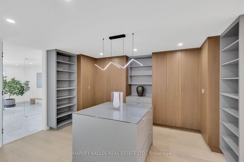 Photo 27 at 223 Wychwood Avenue, Cedarvale, Toronto