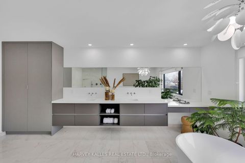 Photo 31 at 223 Wychwood Avenue, Cedarvale, Toronto