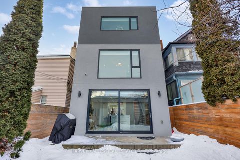 Photo 38 at 223 Wychwood Avenue, Cedarvale, Toronto