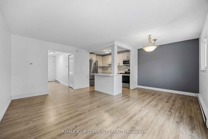 Photo 8 at 22 porterfield Crescent, Willowbrook, Markham