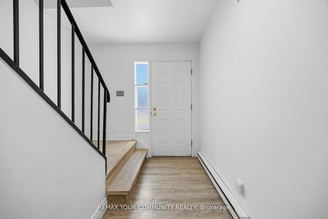 Photo 3 at 22 porterfield Crescent, Willowbrook, Markham