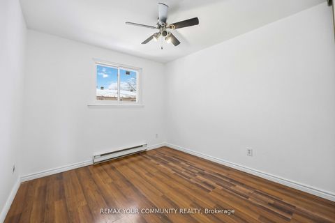 Photo 29 at 22 porterfield Crescent, Willowbrook, Markham