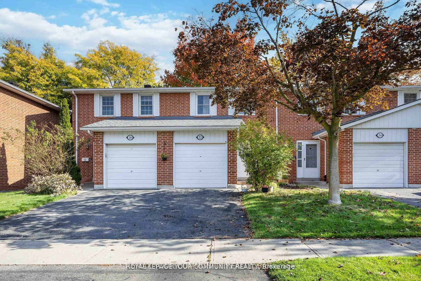 22 porterfield Crescent, Willowbrook, Markham 2