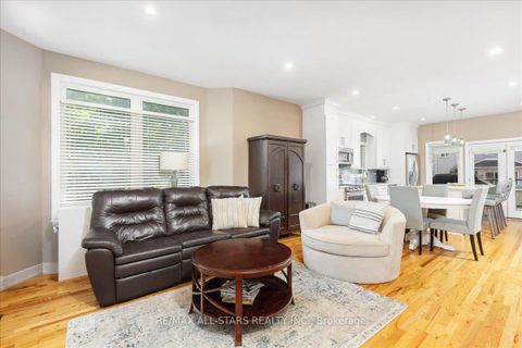 Photo 9 at 98 Bayview Avenue, Keswick South, Georgina