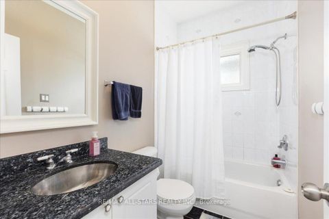 Photo 17 at 98 Bayview Avenue, Keswick South, Georgina