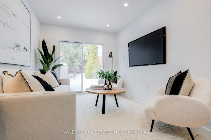 Photo 8 at 146 Hanson Street, Woodbine Corridor, Toronto