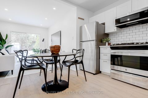 Photo 3 at 146 Hanson Street, Woodbine Corridor, Toronto