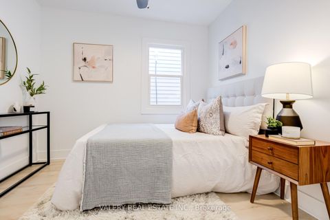 Photo 11 at 146 Hanson Street, Woodbine Corridor, Toronto