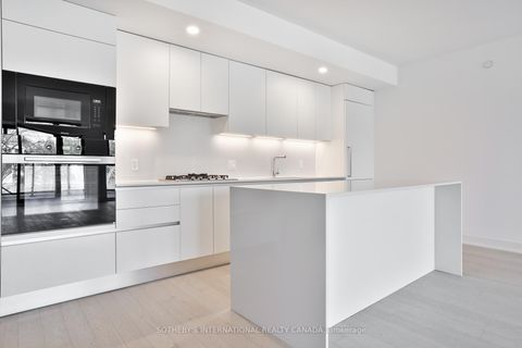 Photo 5 at 311 - 200 Keewatin Avenue, Mount Pleasant East, Toronto