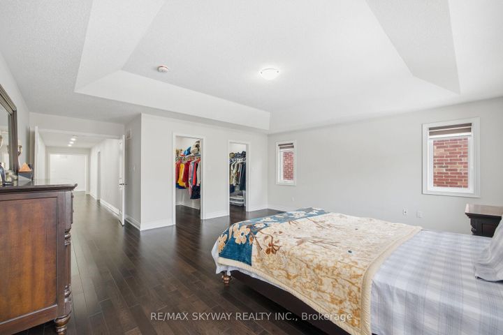 Photo 21 at 22 Tamworth Court, Fletcher's West, Brampton