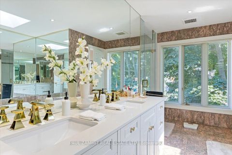 Photo 15 at 12 Old English Lane, Bayview Glen, Markham