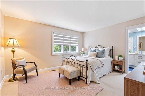 Photo 20 at 12 Old English Lane, Bayview Glen, Markham