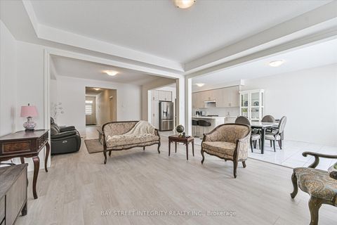 Photo 7 at 1452 Wheatcroft Drive, Kedron, Oshawa