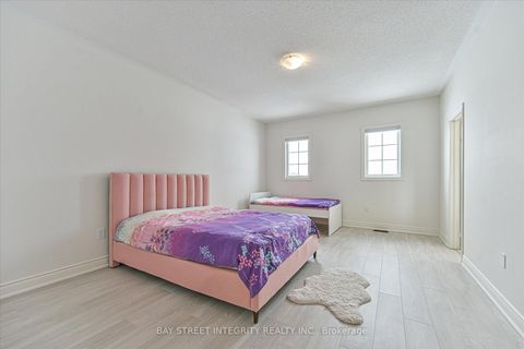 Photo 16 at 1452 Wheatcroft Drive, Kedron, Oshawa