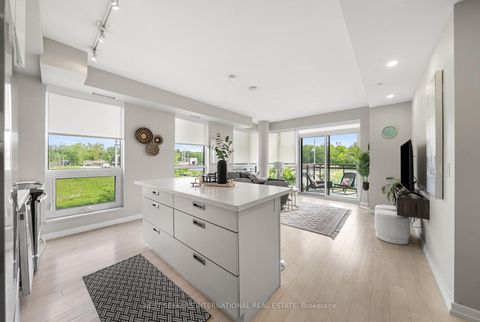 Photo 6 at A213 - 241 Sea Ray Avenue, Rural Innisfil, Innisfil