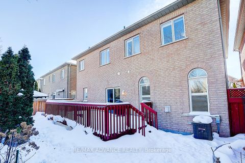 Photo 38 at 16 St Etienne Drive, Vellore Village, Vaughan