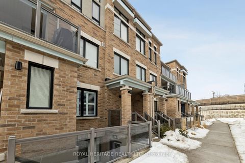 Photo 1 at 33 B Lookout Drive, Bowmanville, Clarington