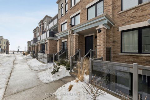 Photo 2 at 33 B Lookout Drive, Bowmanville, Clarington