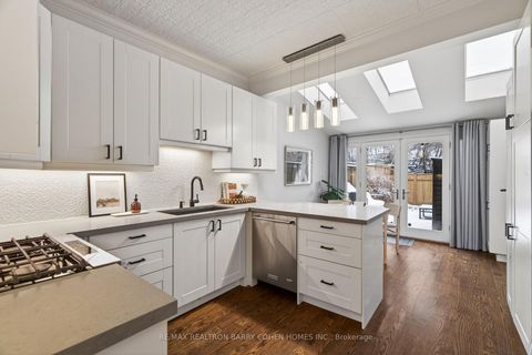 Photo 15 at 198 Macpherson Avenue, Annex, Toronto