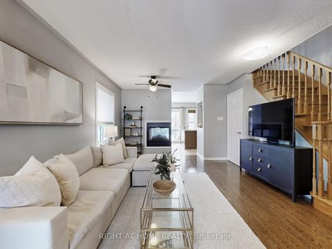 Photo 4 at 605 Willowick Drive, Wyndham, Newmarket