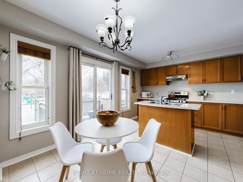 Photo 9 at 605 Willowick Drive, Wyndham, Newmarket