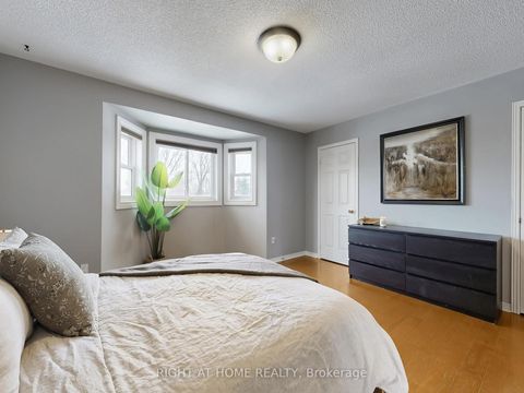 Photo 15 at 605 Willowick Drive, Wyndham, Newmarket