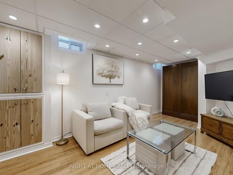 Photo 24 at 605 Willowick Drive, Wyndham, Newmarket