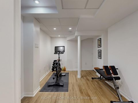 Photo 31 at 605 Willowick Drive, Wyndham, Newmarket