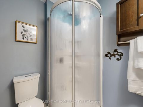 Photo 34 at 605 Willowick Drive, Wyndham, Newmarket