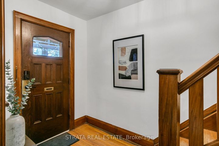 Photo 3 at 40 Roe Avenue, Lawrence Park North, Toronto