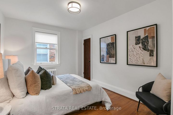 Photo 31 at 40 Roe Avenue, Lawrence Park North, Toronto