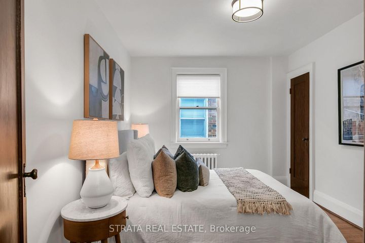 Photo 32 at 40 Roe Avenue, Lawrence Park North, Toronto