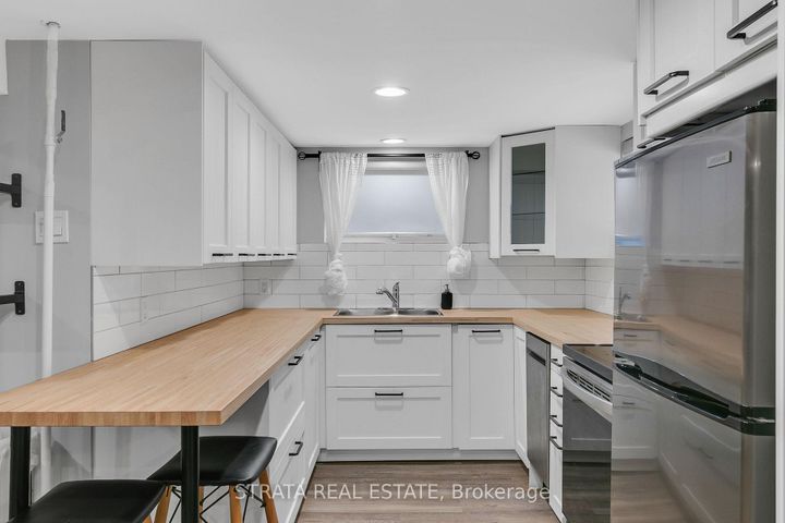 Photo 40 at 40 Roe Avenue, Lawrence Park North, Toronto