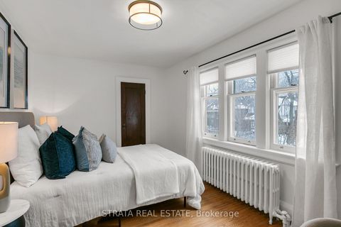 Photo 23 at 40 Roe Avenue, Lawrence Park North, Toronto