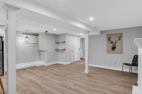 Photo 36 at 40 Roe Avenue, Lawrence Park North, Toronto