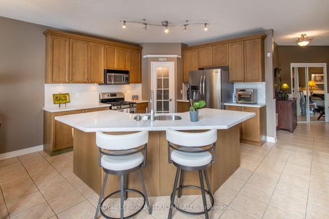 Photo 23 at 1091 Booth Avenue, Alcona, Innisfil