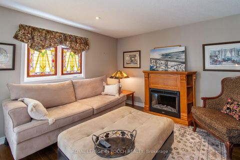 Photo 32 at 1091 Booth Avenue, Alcona, Innisfil