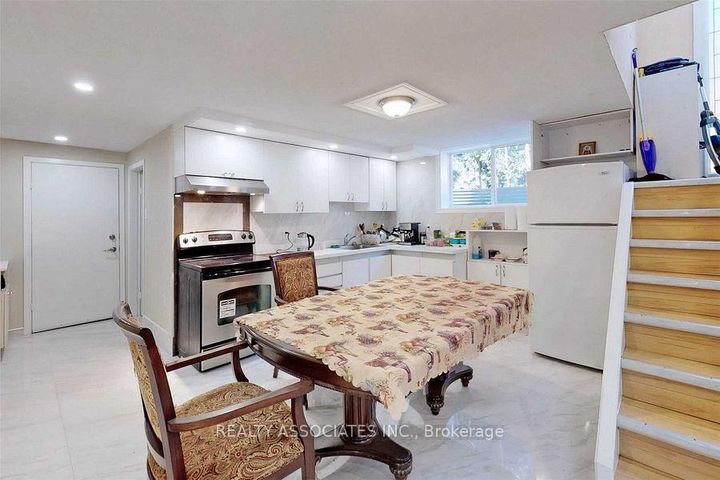 Photo 28 at 21 Burleigh Heights Drive, Bayview Village, Toronto