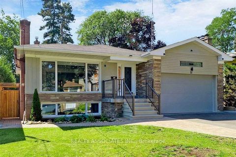 Photo 0 at 21 Burleigh Heights Drive, Bayview Village, Toronto