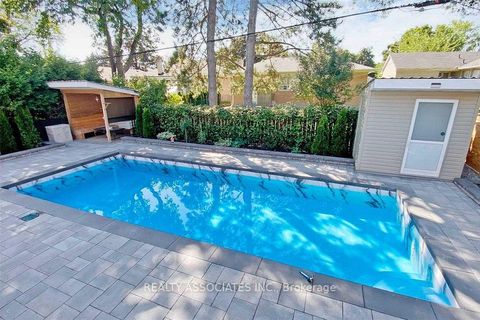 Photo 36 at 21 Burleigh Heights Drive, Bayview Village, Toronto