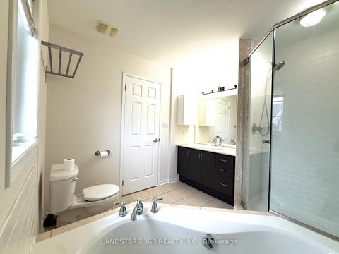 Photo 10 at #108 - 109 The Queensway, Swansea, Toronto