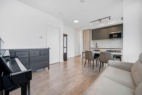 Photo 16 at 4302 - 108 Peter Street, Waterfront Communities C1, Toronto