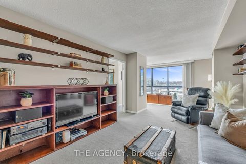 Photo 7 at 602 - 3 Concorde Place, Don Mills, Toronto