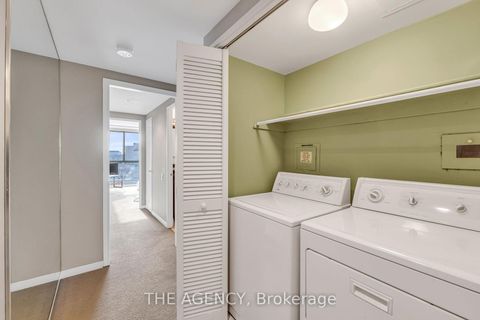 Photo 26 at 602 - 3 Concorde Place, Don Mills, Toronto