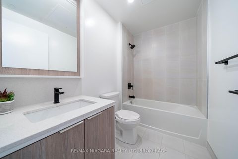 Photo 12 at 2611 - 36 ZORRA Street, City Centre West, Toronto